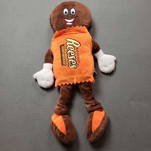 “Reese” Reece's Plush from Hershey Chocolate World - Picture 11 of 12